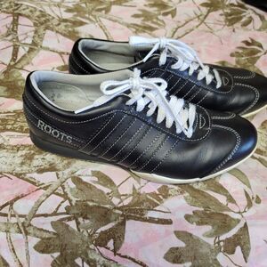 Roots Black Leather White Stripe Shoes Womens Size 9 (39)